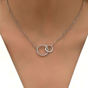 Infinity Circle Rhinestone Necklace NEW 🏷️